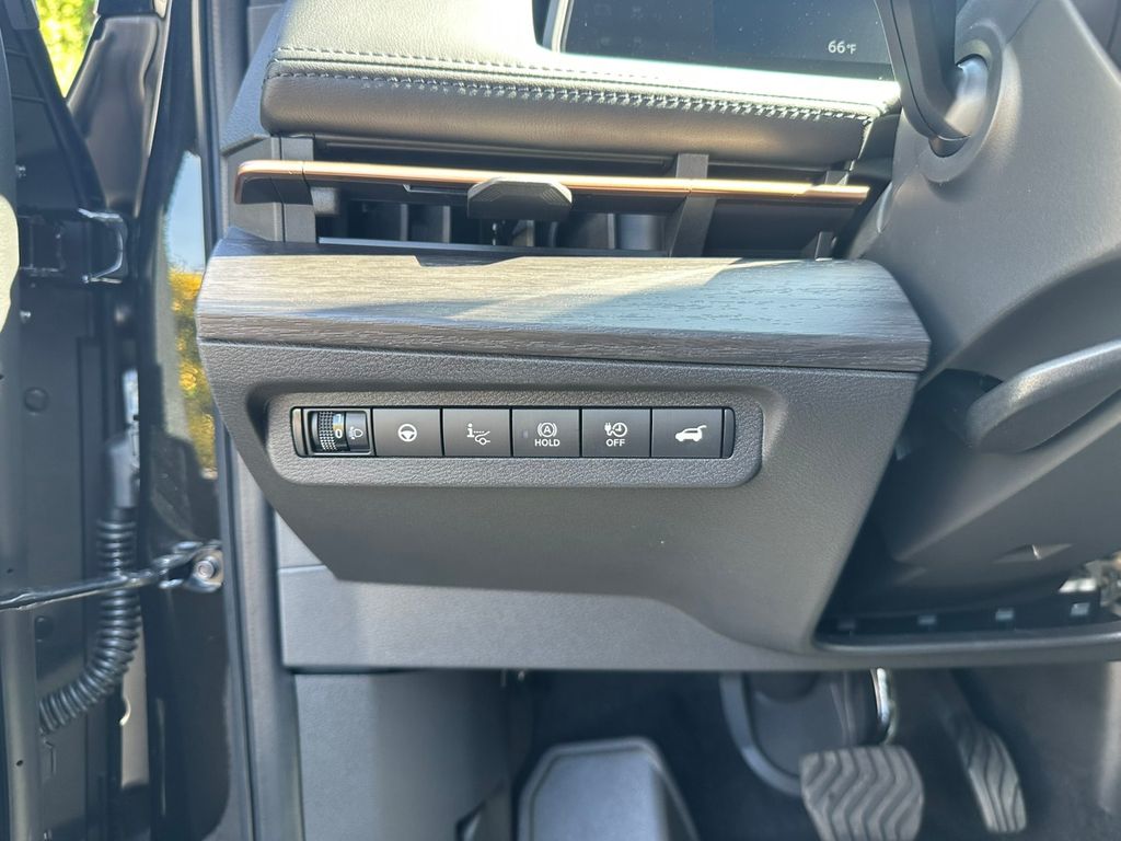 2025 Nissan Ariya EVOLVE+ e-4ORCE