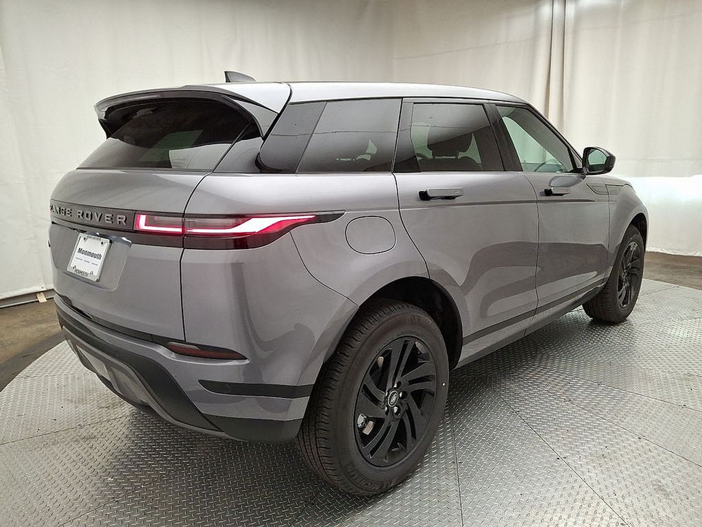 Thumbnail: 2026 Land Rover Range Rover Evoque - 3