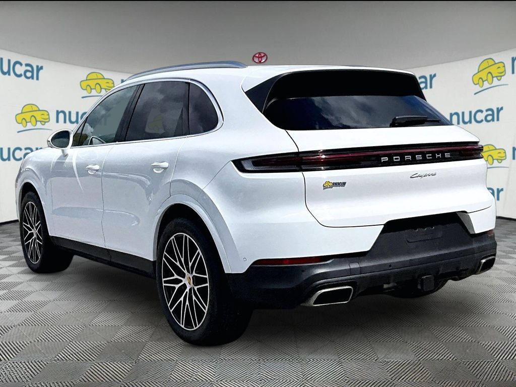 2024 Porsche Cayenne — photo 4