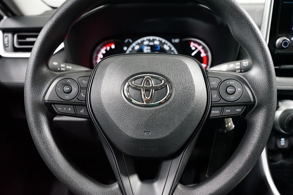 Thumbnail: 2025 Toyota RAV4 - 12