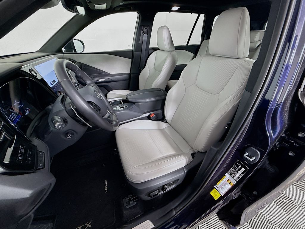 Thumbnail: 2025 Lexus TX - 22