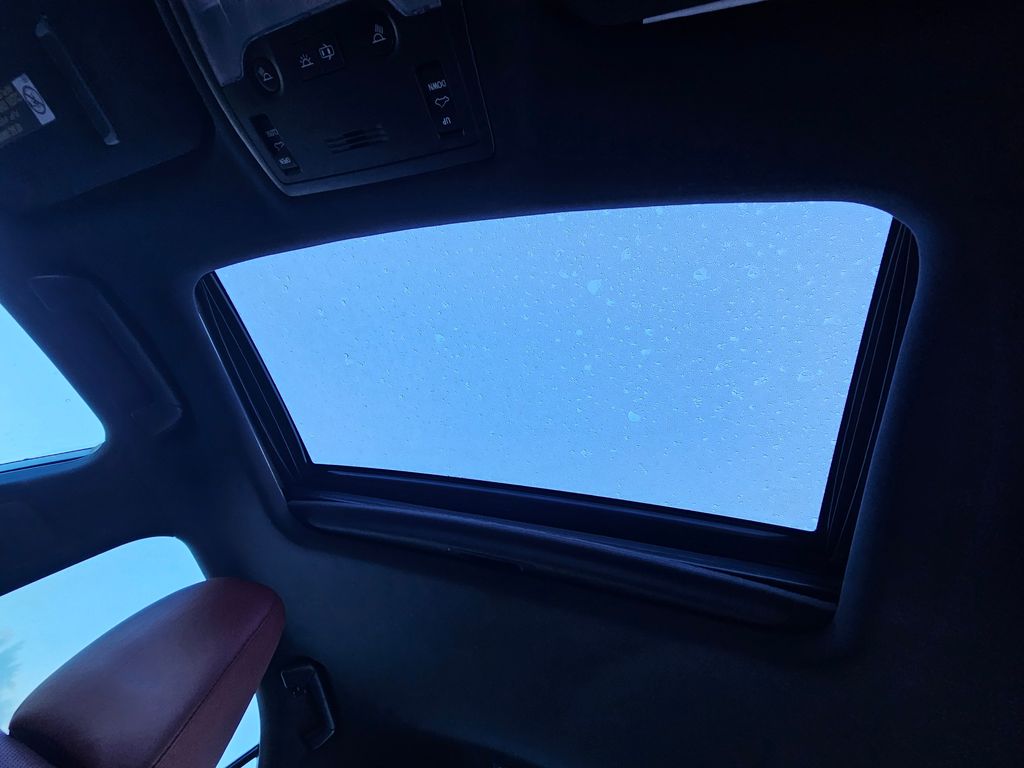 Thumbnail: 2016 Lexus IS - 31