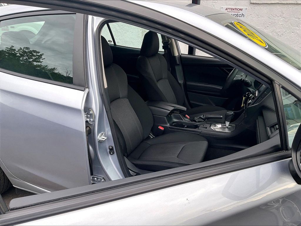 2022 Subaru Impreza — photo 11