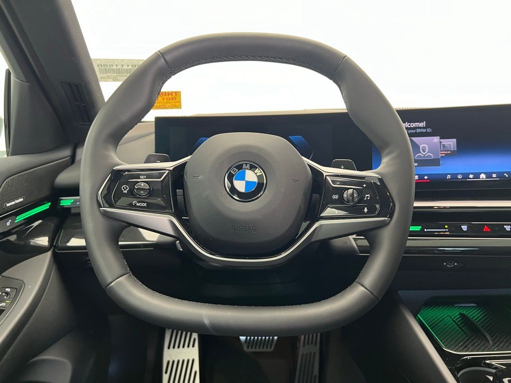 Thumbnail: 2024 BMW 5 Series - 16