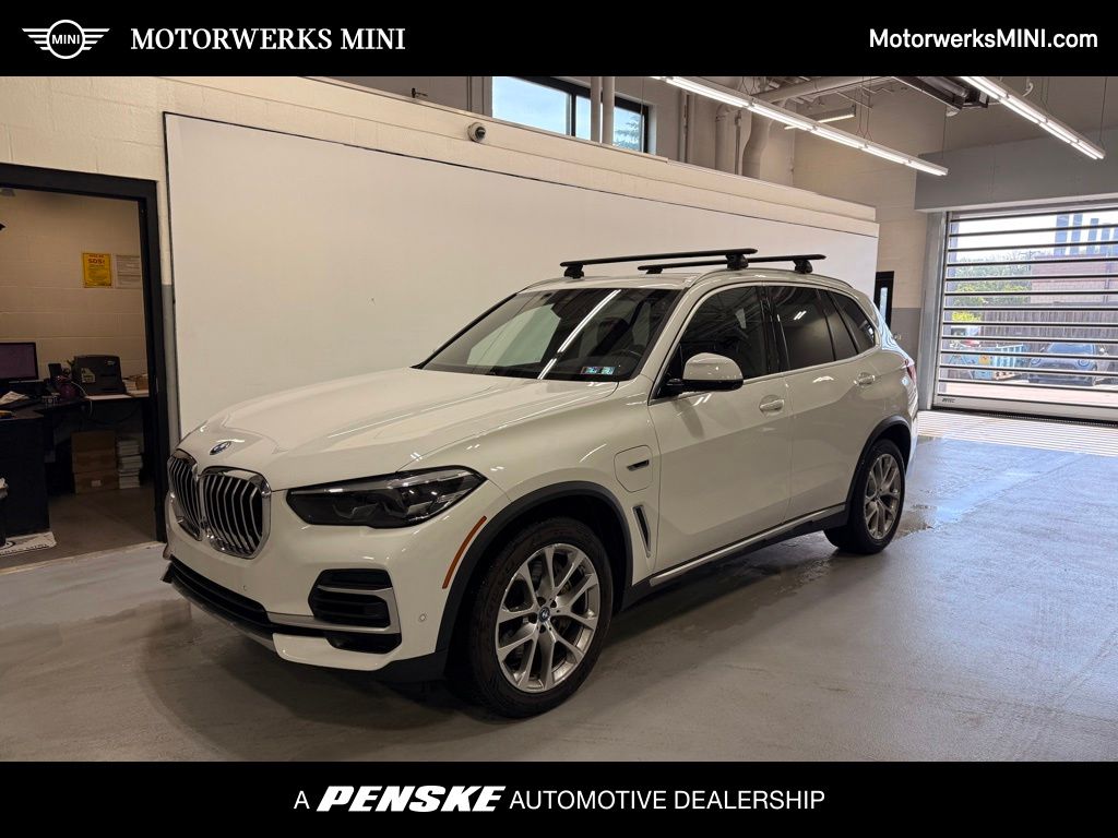 Thumbnail: 2022 BMW X5 - 1