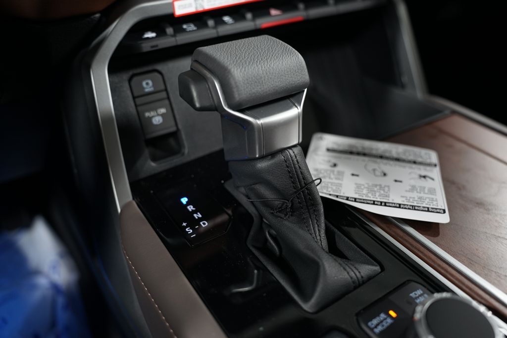 2025 Toyota Sequoia  23