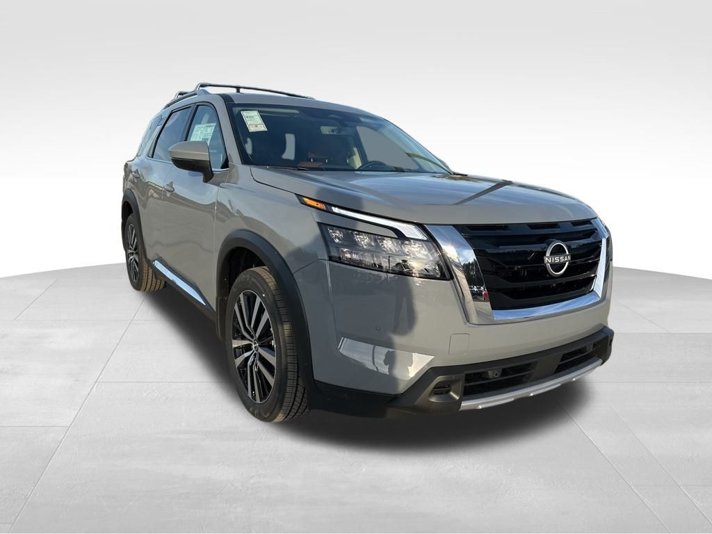 2025 Boulder Gray Pearl Nissan Pathfinder Platinum FWD SUV