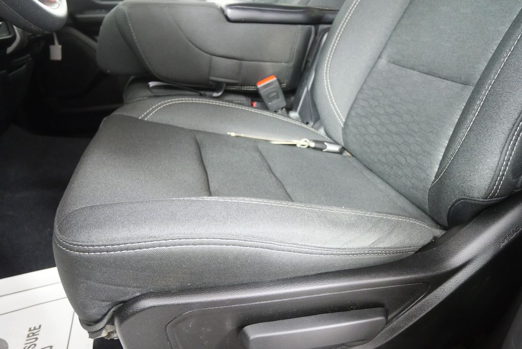 Thumbnail: 2025 RAM 1500 - 13