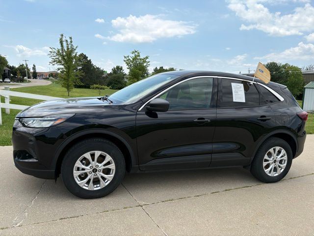 Black Metallic 2024 Ford Escape Active AWD SUV / Crossover All-Wheel Drive 8-Speed Automatic