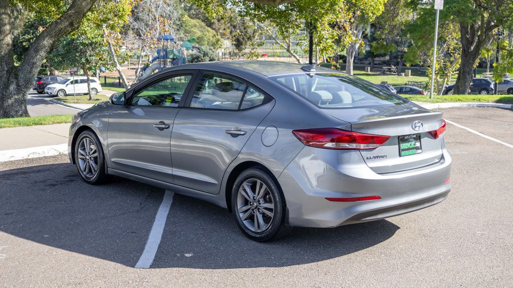 Used 2017 Hyundai Elantra SE 4D Sedan