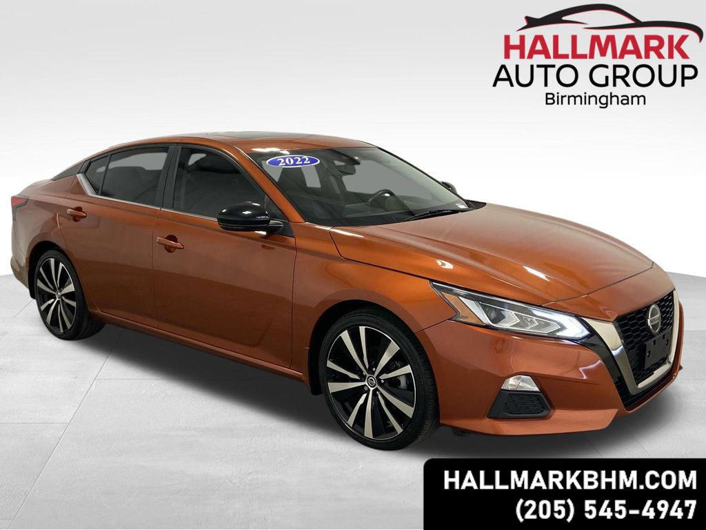 2022 Nissan Altima 2.0 SR
