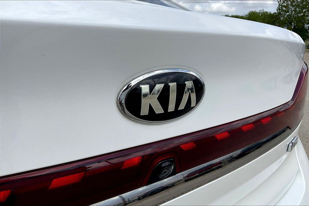 Used 2020 Kia Cadenza Technology 4D Sedan