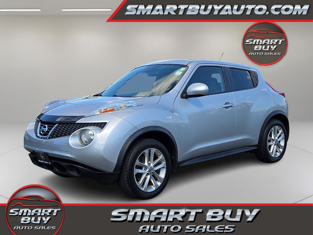 Brilliant Silver Metallic 2013 Nissan Juke SUV / Crossover All-Wheel Drive Continuously Variable Transmission