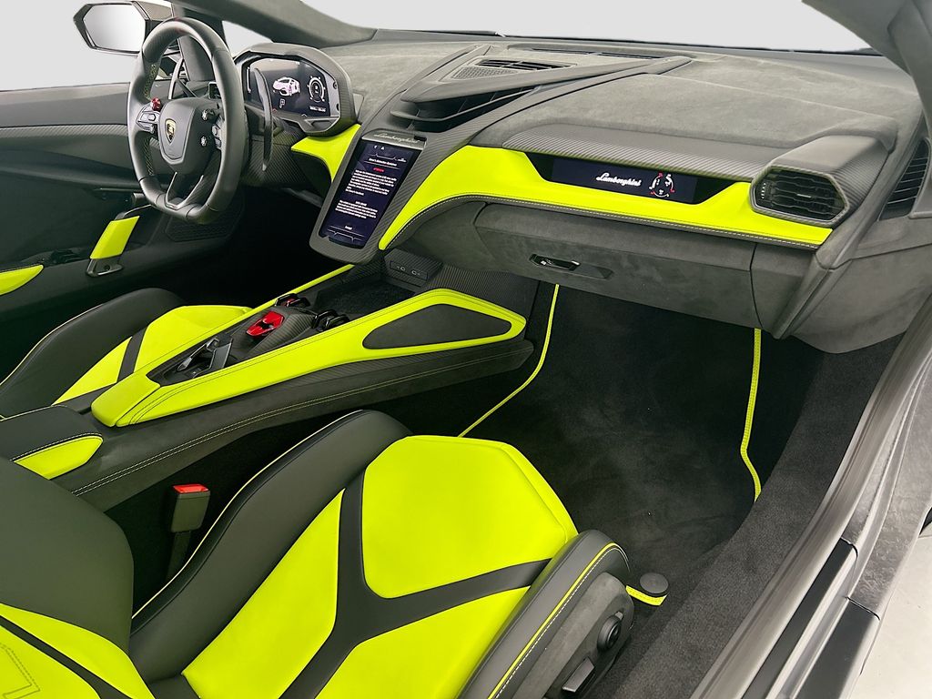 Thumbnail: 2025 Lamborghini  - 16