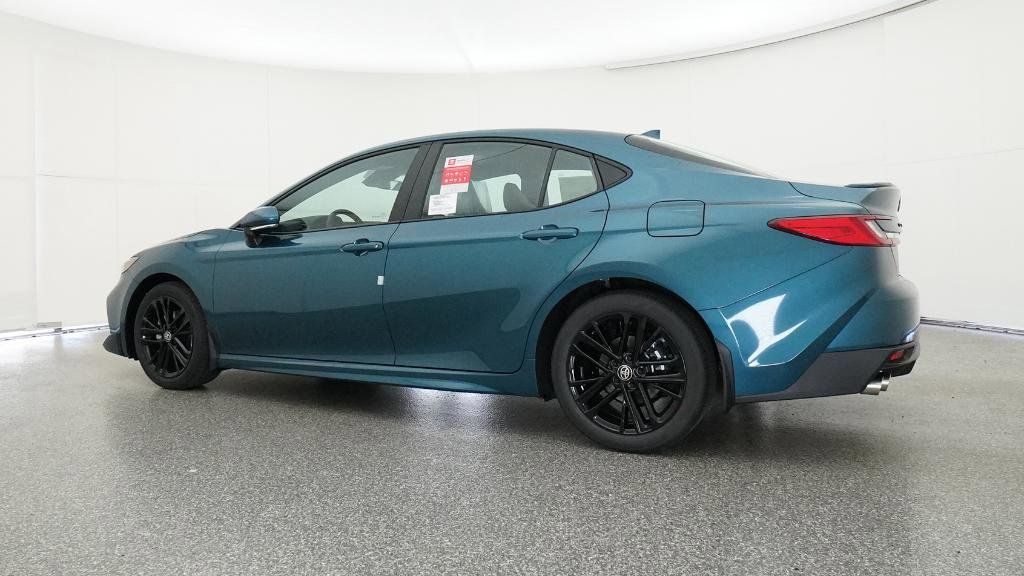 2025 Toyota Camry SE 27