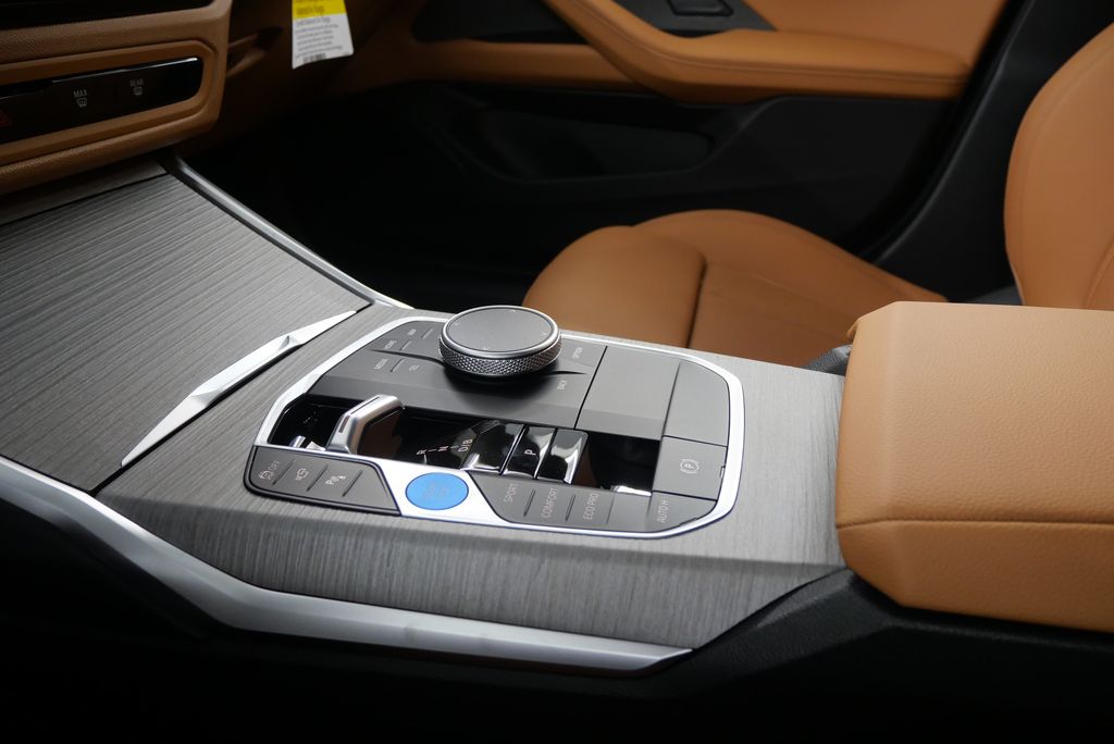 2025 BMW i4 eDrive40 26