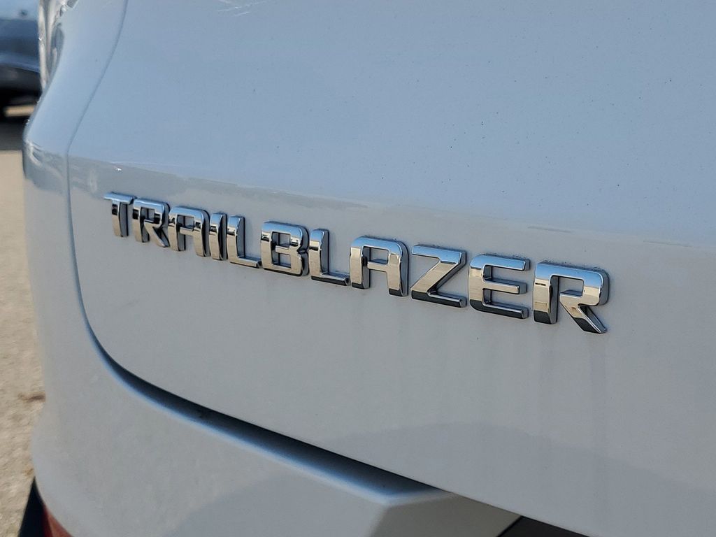 2025 Chevrolet TrailBlazer LS 6