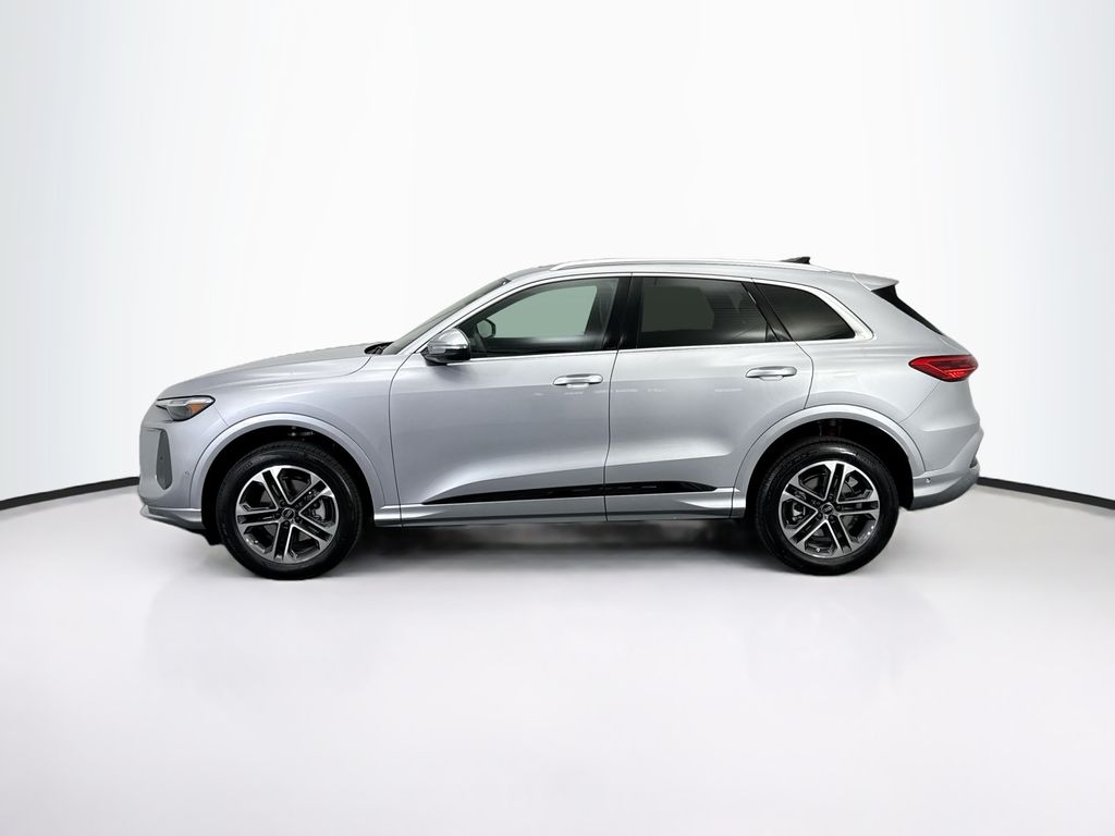 Thumbnail: 2025 Audi Q5 - 9