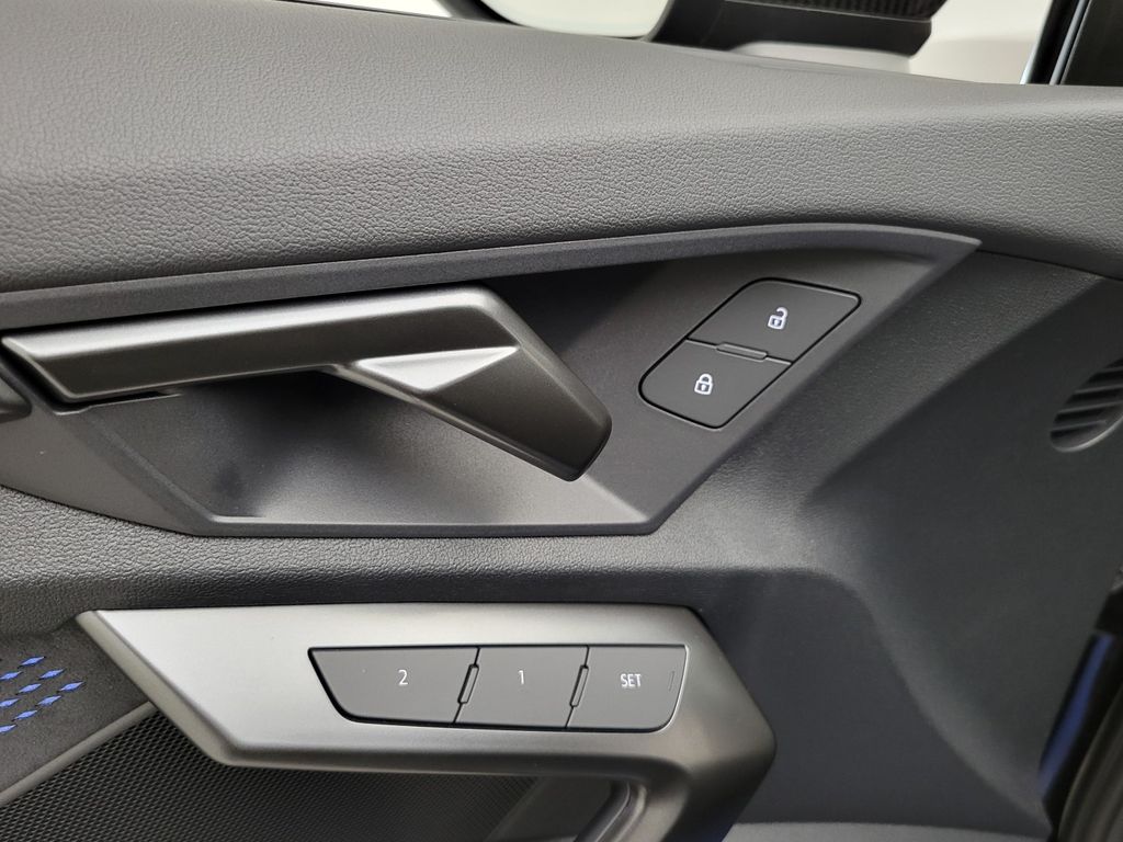 Thumbnail: 2026 Audi RS 3 - 27