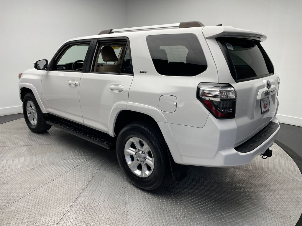 Thumbnail: 2019 Toyota 4Runner - 7