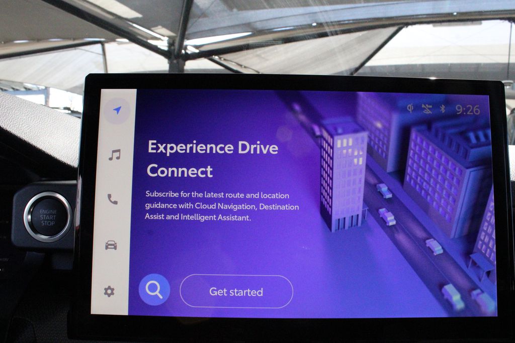 View vehicle photo 4