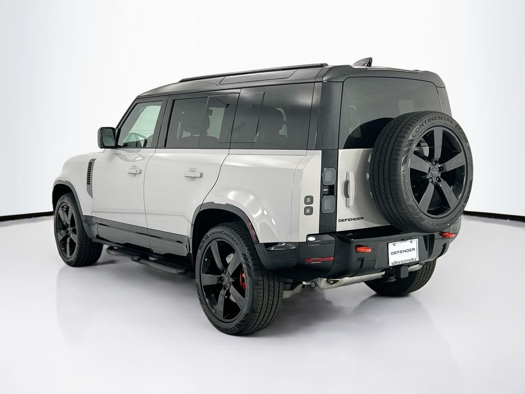 Thumbnail: 2026 Land Rover Defender - 7