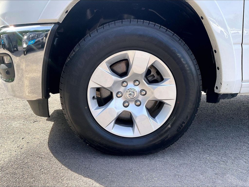 2025 Ram 1500 — photo 22