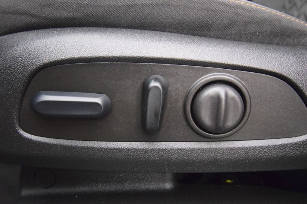 used 2024 Chevrolet Equinox car