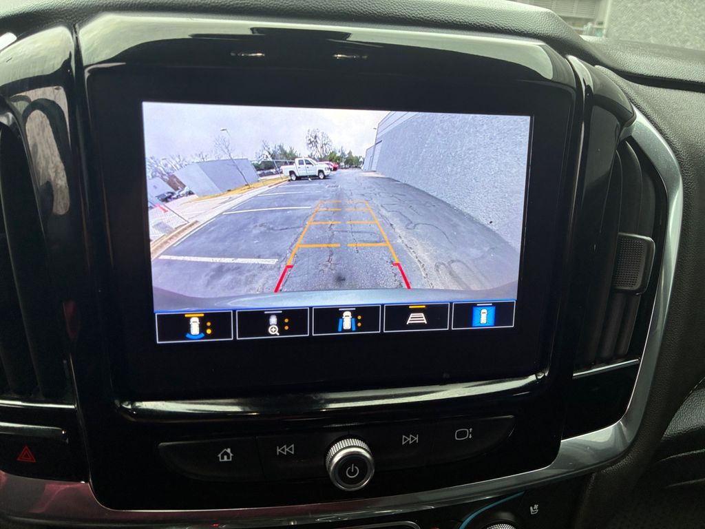 Used Car 2023 Chevrolet Traverse  Premier For Sale Under $35,000 In Austin, Texas