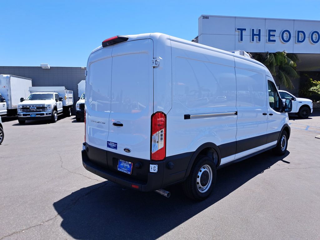 2024 Ford Transit 250