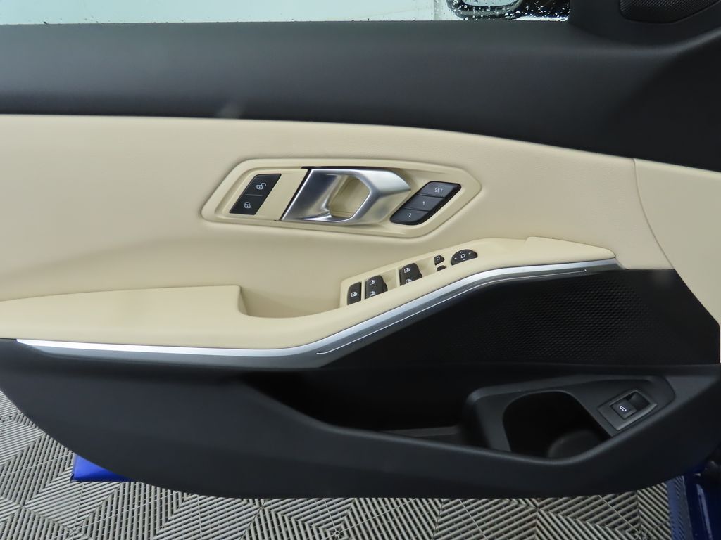 Thumbnail: 2026 BMW 3 Series - 25