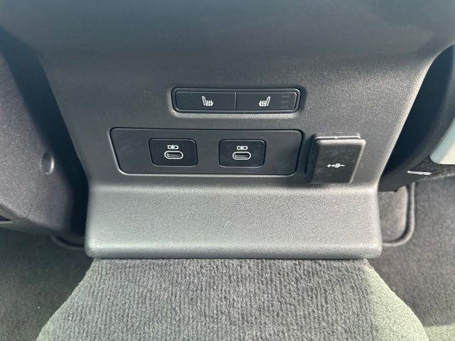 Used 2025 Land rover Range Rover Velar SUV
