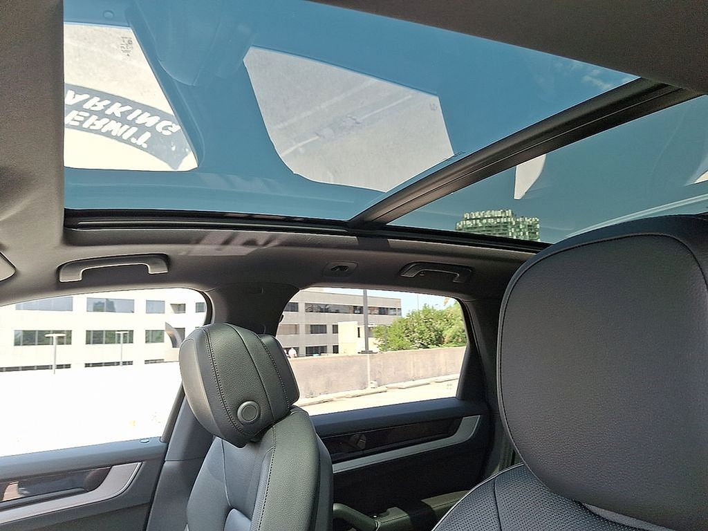 Thumbnail: 2026 Porsche Cayenne - 15