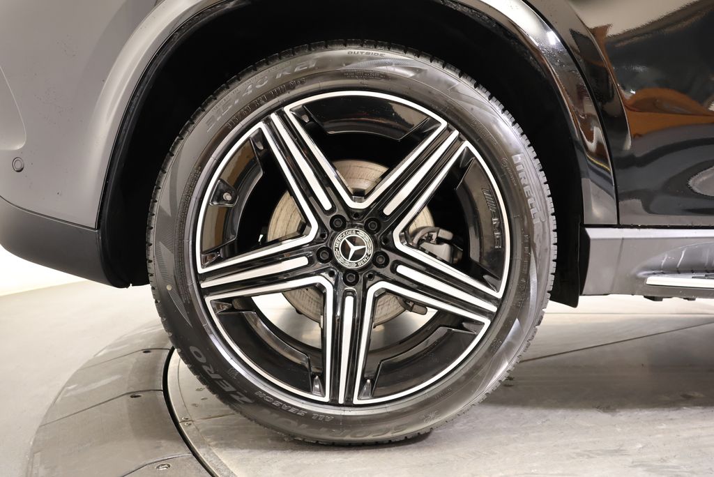 Thumbnail: 2026 Mercedes-Benz GLE - 13