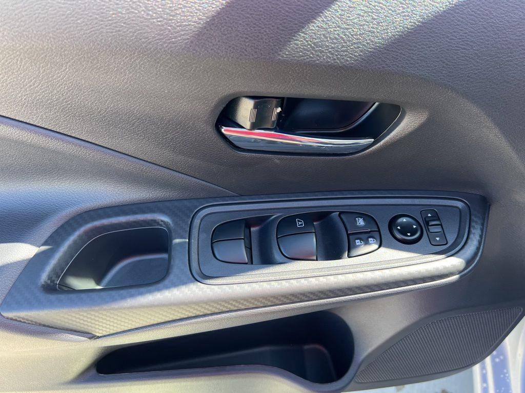 2025 Gray Sky Pearl Nissan Versa 1.6 SV FWD Sedan