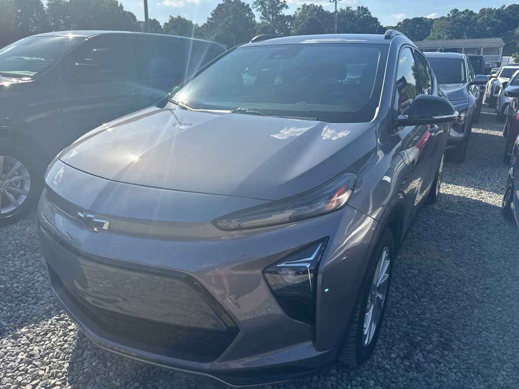 2023 Chevrolet Bolt EUV LT's photo