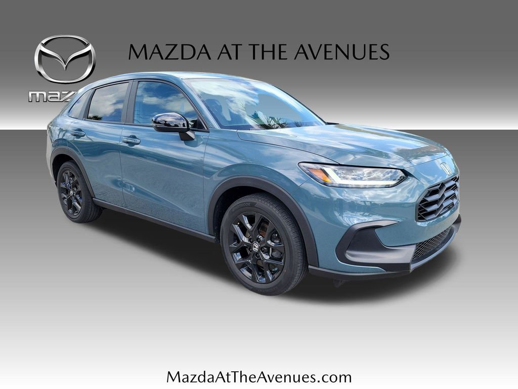 View vehicle photo 3