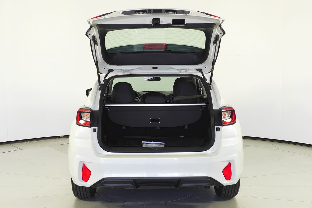 Thumbnail: 2025 Subaru Impreza - 10