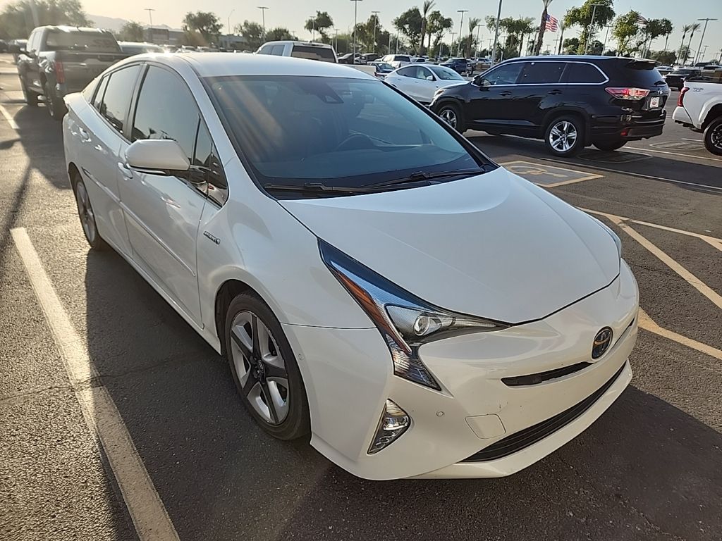 Thumbnail: 2017 Toyota Prius - 3