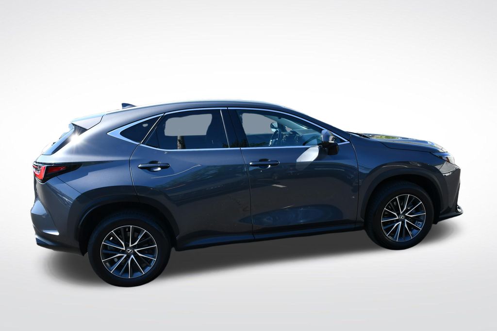 Thumbnail: 2022 Lexus NX - 8