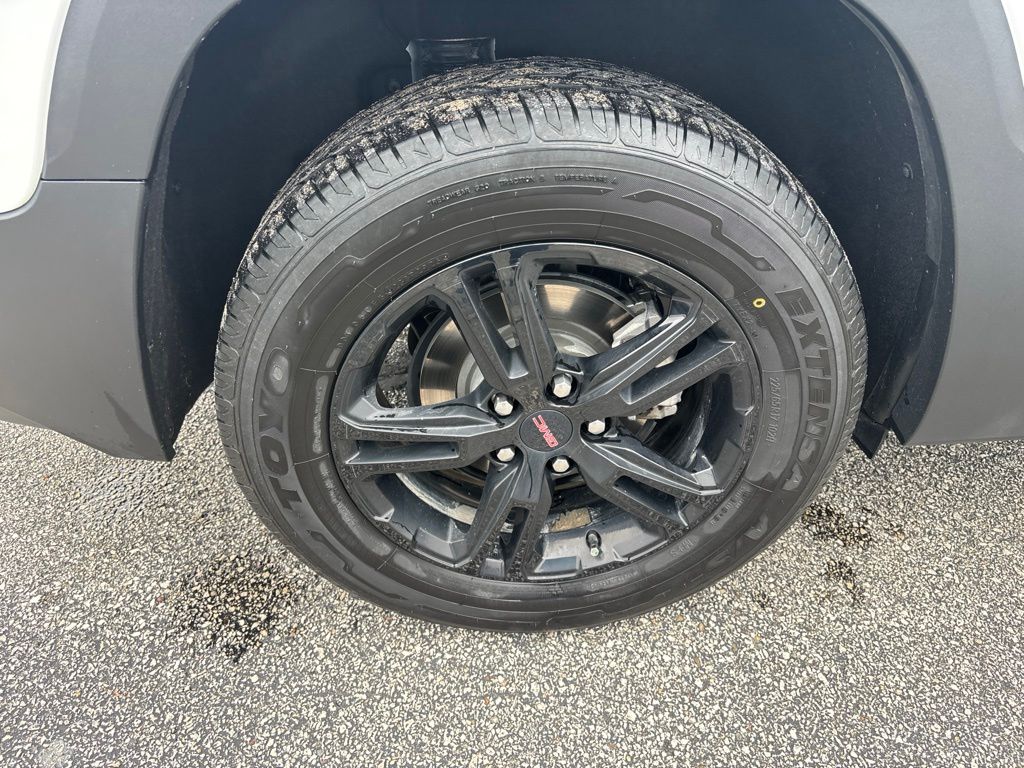 Used 2023 GMC Terrain SUV