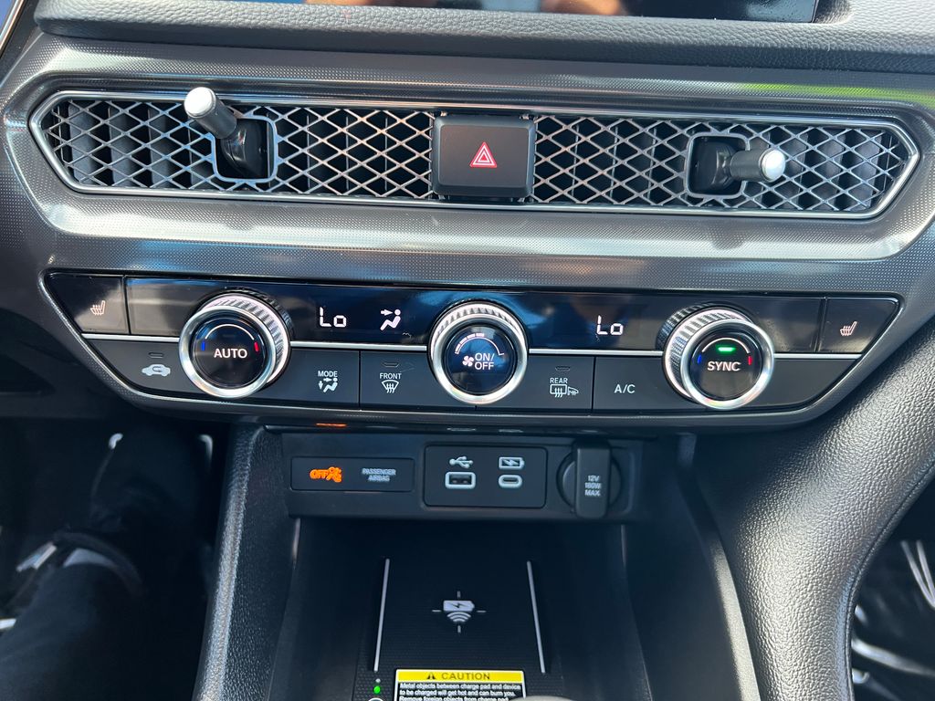 Thumbnail: 2025 Acura Integra - 26