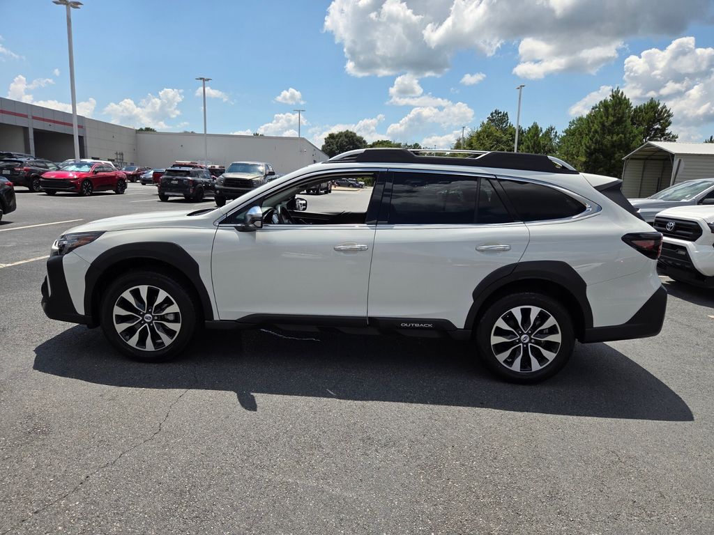 Used 2025 Subaru Outback SUV