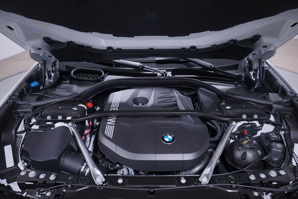 Thumbnail: 2025 BMW 7 Series - 19