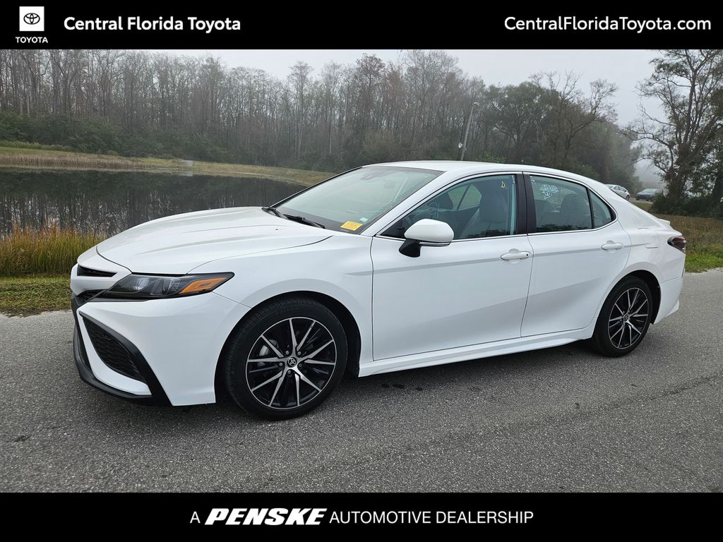 2023 Toyota Camry SE -
                Orlando, FL