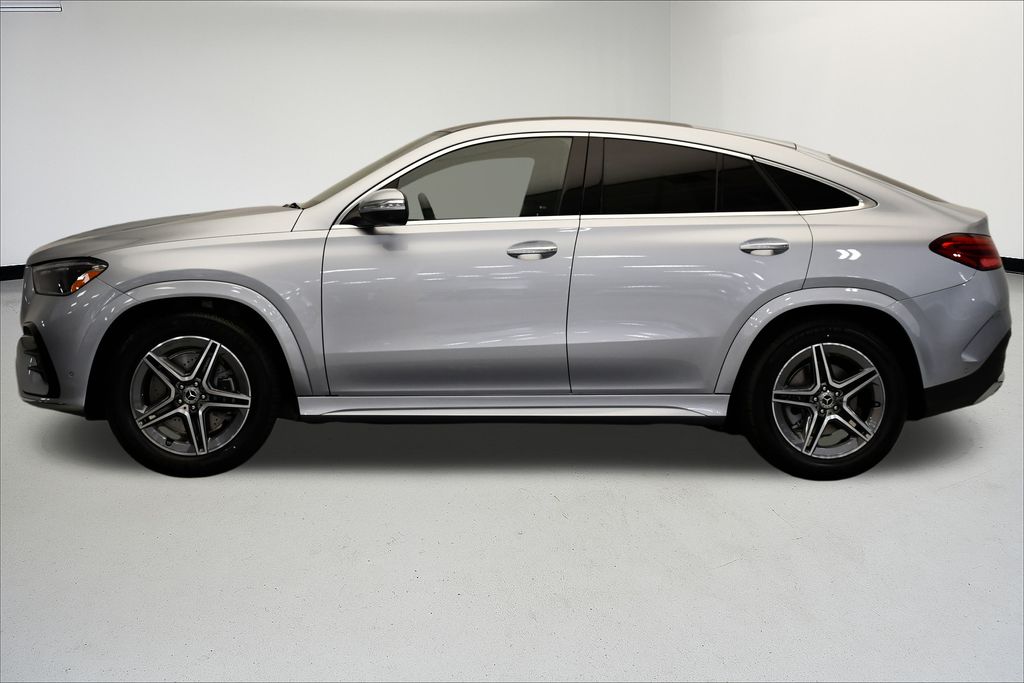 Thumbnail: 2026 Mercedes-Benz GLE - 2