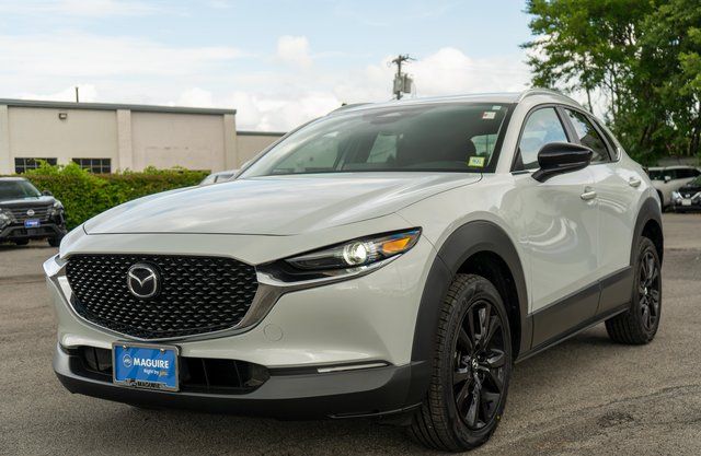 2024 Mazda CX-30 2.5 S Select Sport White at South Hills Kia