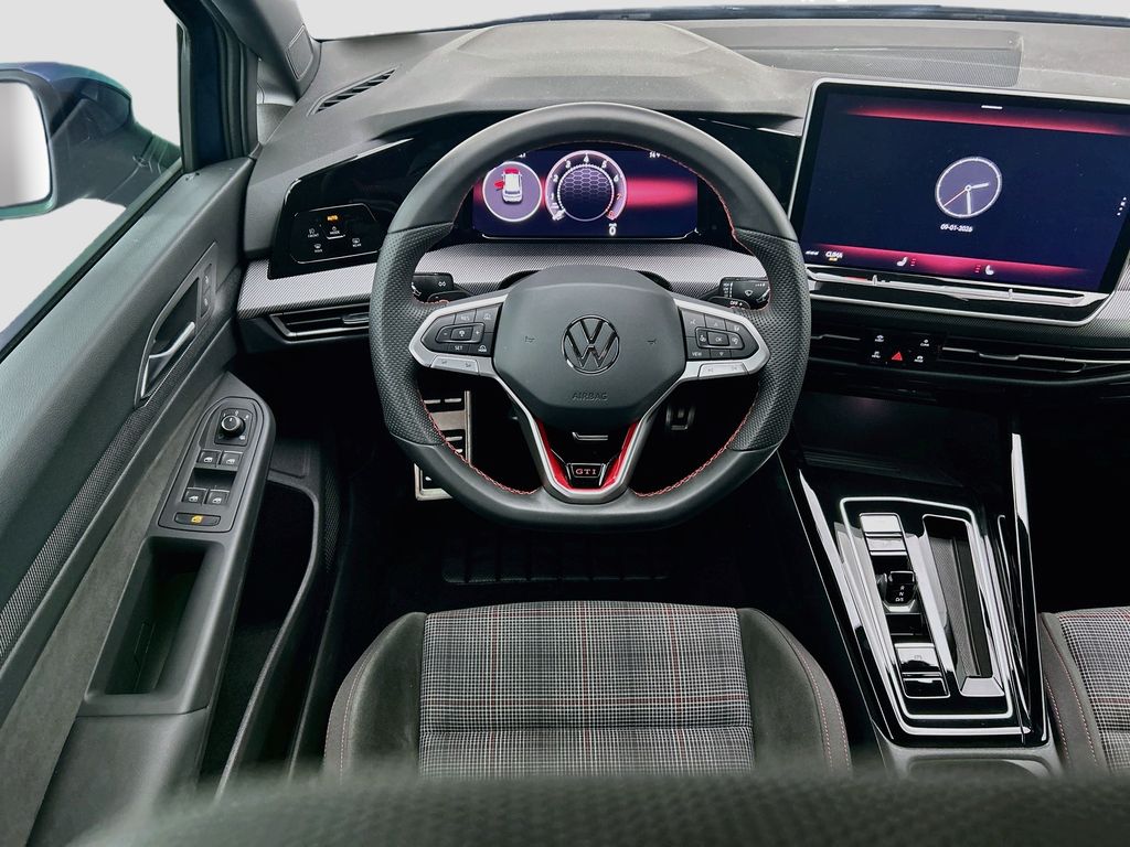Thumbnail: 2025 Volkswagen Golf - 10