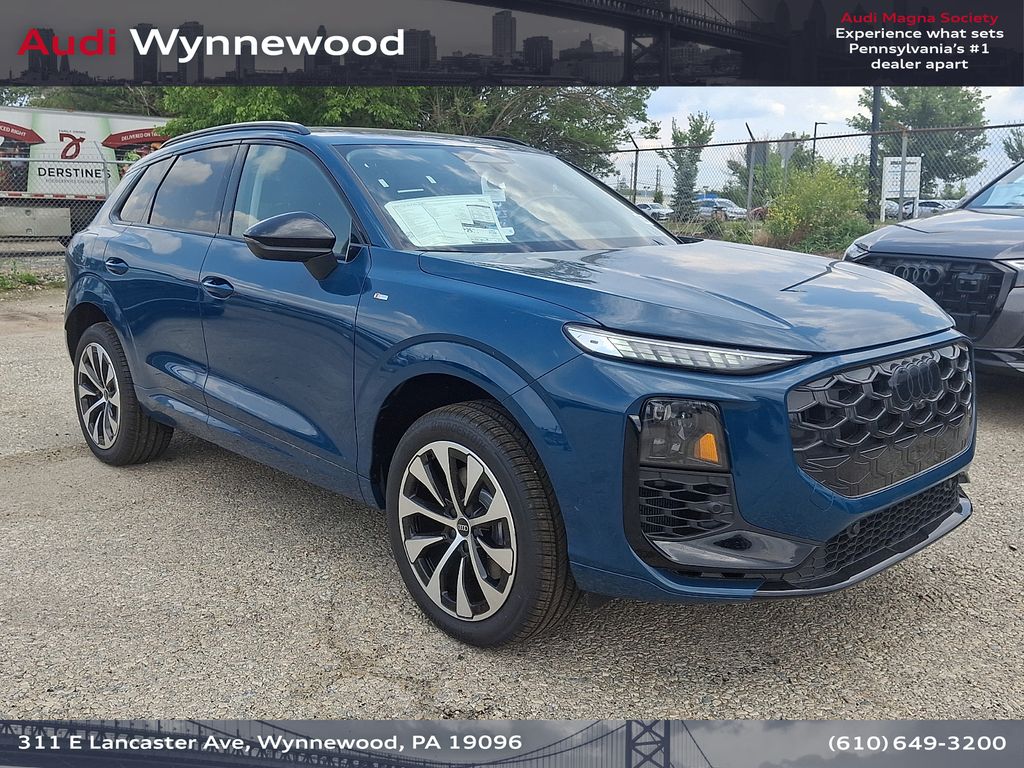 Malpelo Blue Metallic 2026 Audi Q3 SUV / Crossover All-Wheel Drive 7-Speed Automatic