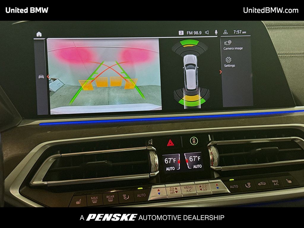 Thumbnail: 2019 BMW X7 - 9